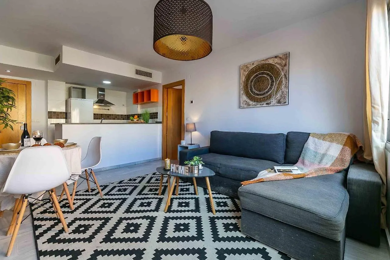 Carlos Haya Beautiful Apartment With Parking Malaga